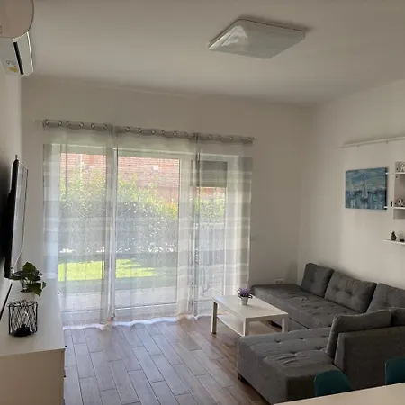 Aranyhid Deluxe Apartment Balatonalmadi